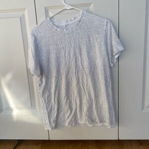 Lululemon T-Shirt